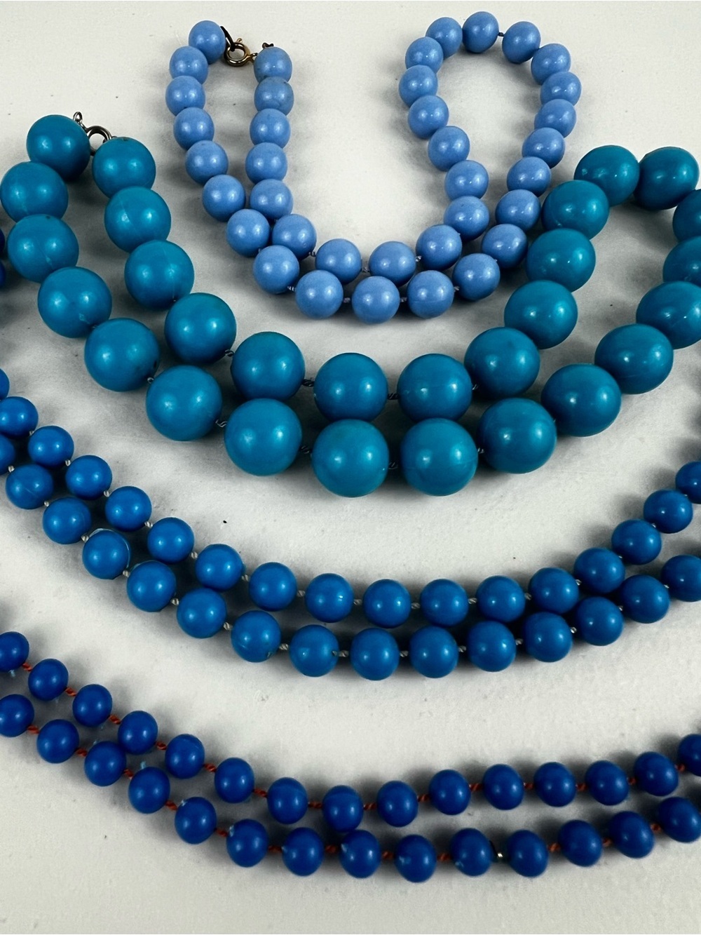 Vintage Plastic Beaded Necklace Bundle - Picture 3 of 11